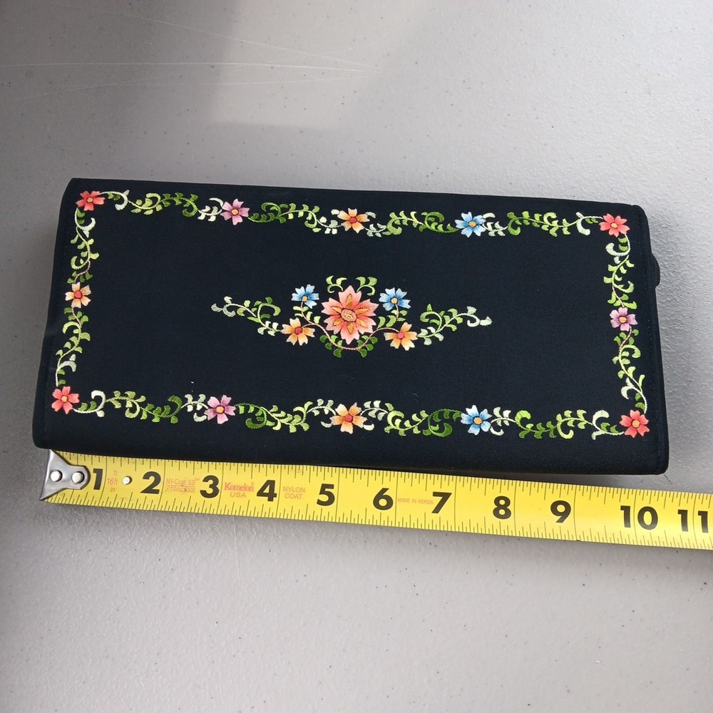 VTG Black Floral Embroidered Evening Purse Clutch Bavarian BOHO Prairie Romantic - Picture 8 of 9